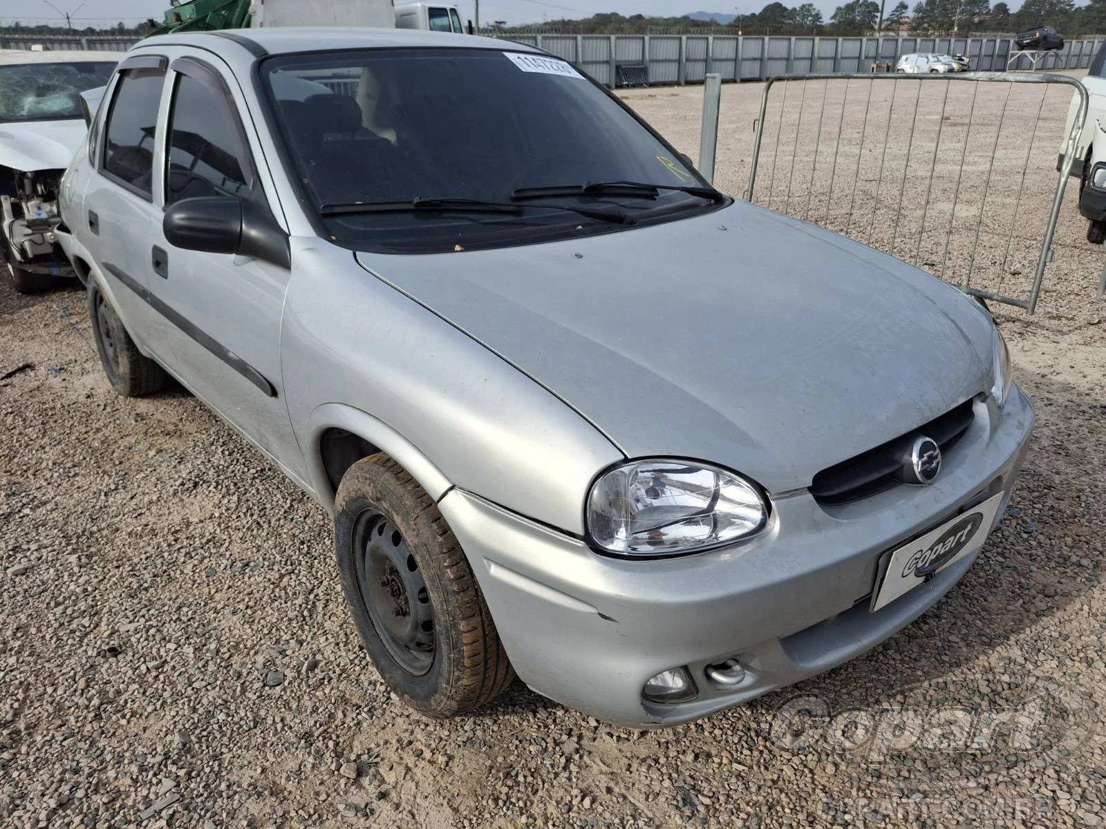 Chevrolet Corsa Sedan 2004 1.0 VHC em São José Dos Pinhais - Paraná