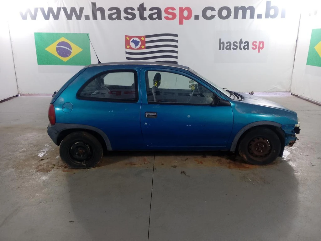 GMC Corsa Wind 1996 Azul em Casa Branca - São Paulo