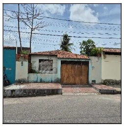 Prédio com 136m² privativos e 220m² de terreno em Natal/RN em Natal - Rio Grande do Norte