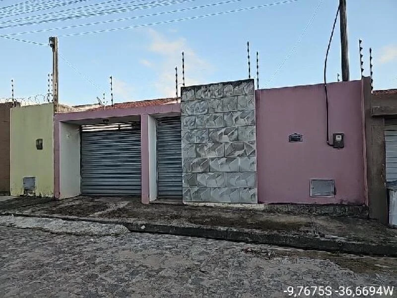 Casa com 2 Quartos em Arapiraca/AL em Arapiraca - Alagoas