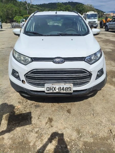 Ford EcoSport 2016 2017 em Balneário Camboriú - Santa Catarina