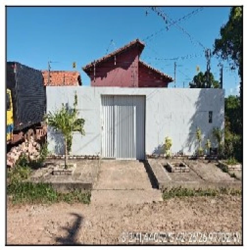Casa com 2 Quartos em Altos/PI em Altos - Piauí
