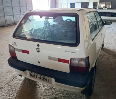 Fiat Uno Mille Economy 2010/2011 em Indaial - Santa Catarina