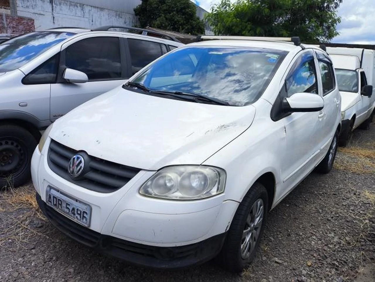 Volkswagen Fox 1.0 2008/2009 Branco em Maringá - Paraná