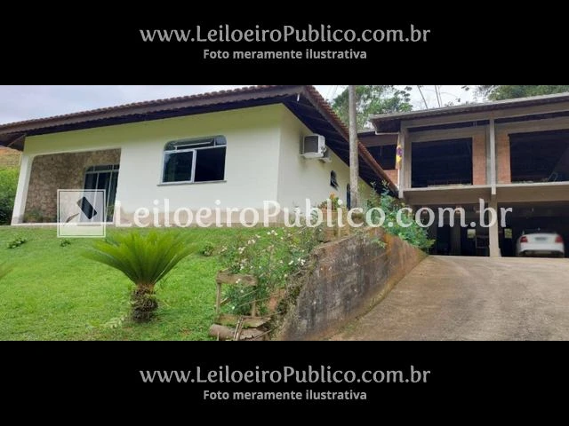 Casa com 1 vaga em Blumenau/SC em Blumenau - Santa Catarina