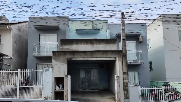 Casa com 2 Quartos em Brusque/SC em Brusque - Santa Catarina