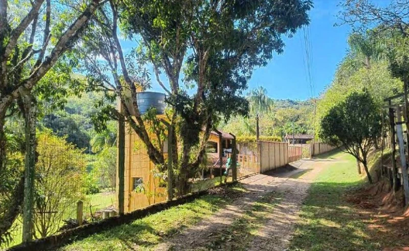 Sítio Ilha das Flores em São José dos Campos/SP em São José Dos Campos - São Paulo