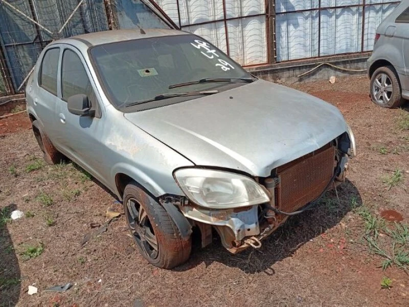 Chevrolet Prisma Maxx 2007/2008 Prata em Dourados - Mato Grosso do Sul