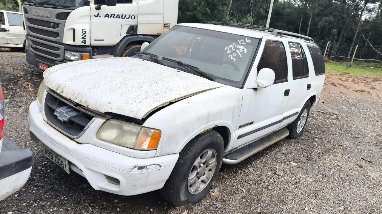 Chevrolet Blazer 1997 Branca em Araucária - Paraná