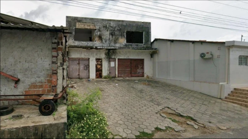 Casa com 3.6e+04 m² de terreno e 5.5e+03 m² construídos em Cabedelo em Cabedelo - Paraíba