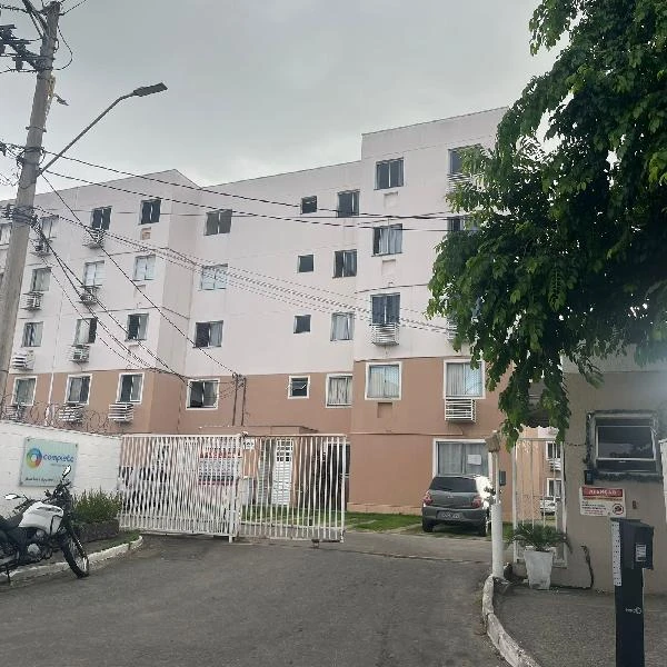 Apartamento com 2 quartos e 1 vaga em condomínio de Nova Iguaçu