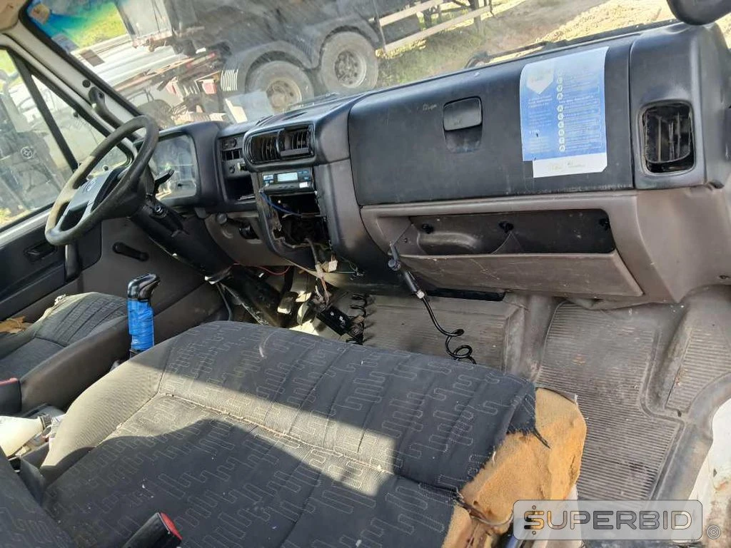 Volkswagen 8.160 DRC 4X2 2018 Caminhão 4x2 em Candeias - Bahia