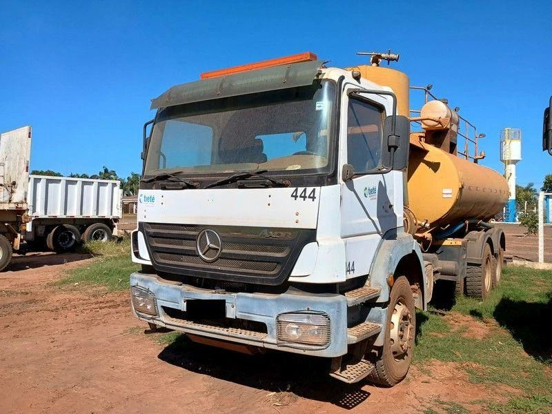 Mercedes-Benz Axor Axor 28316X4 2008/2009 Diesel Manual 6x4 Tanque 16.000 litros em Paraíso - São Paulo