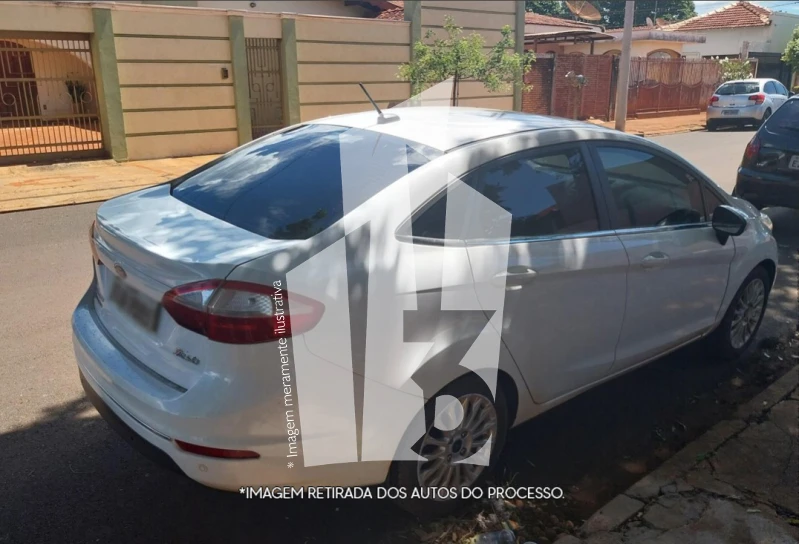 Ford Fiesta 1.6 LTIA 2013/2014 em Guaíra - São Paulo