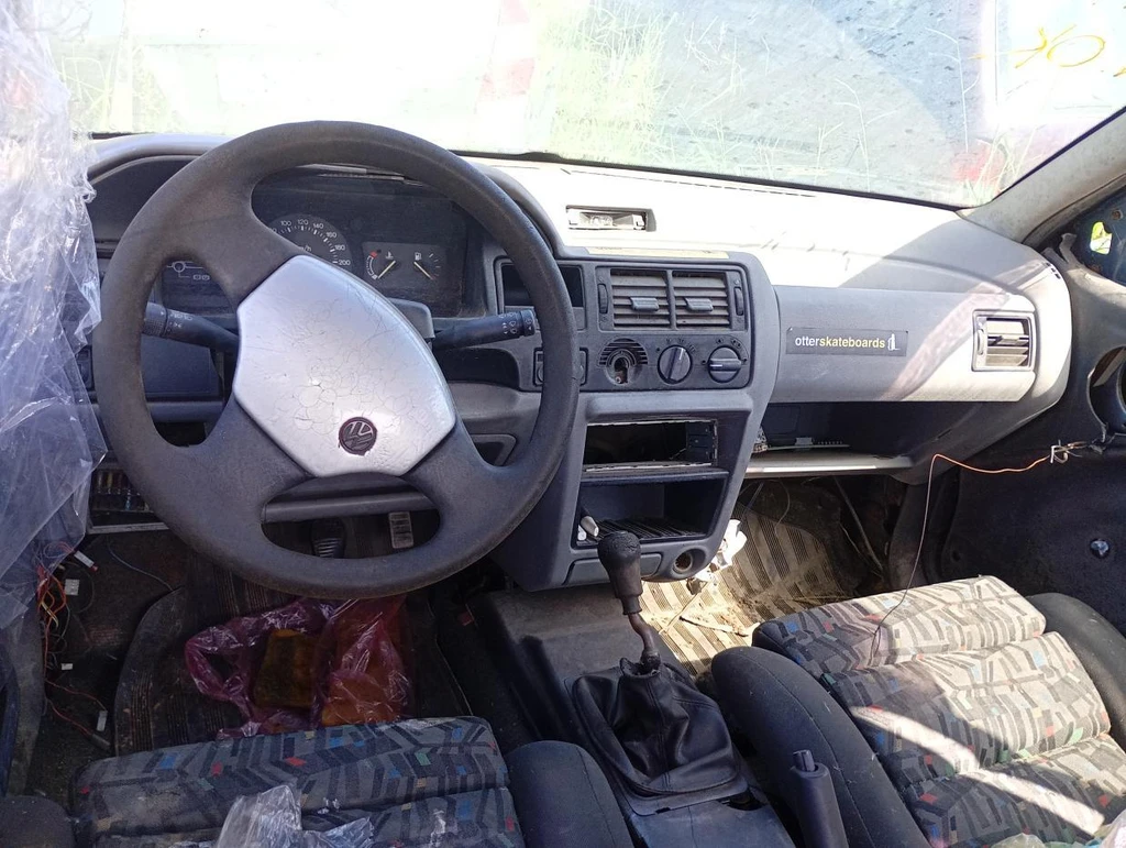 Ford Escort L 1994 Azul em Casa Branca - São Paulo