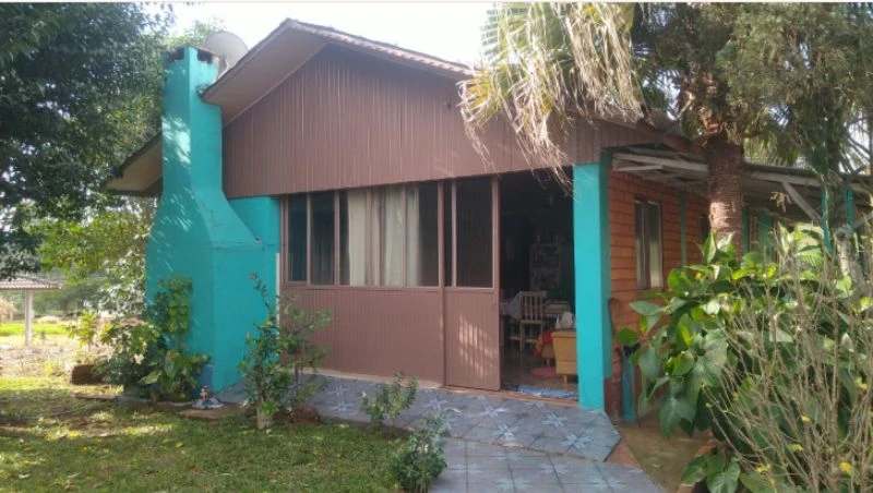 Casa com 105m² construída e 800m² de terreno em São José do Cedro/SC em São José Do Cedro - Santa Catarina