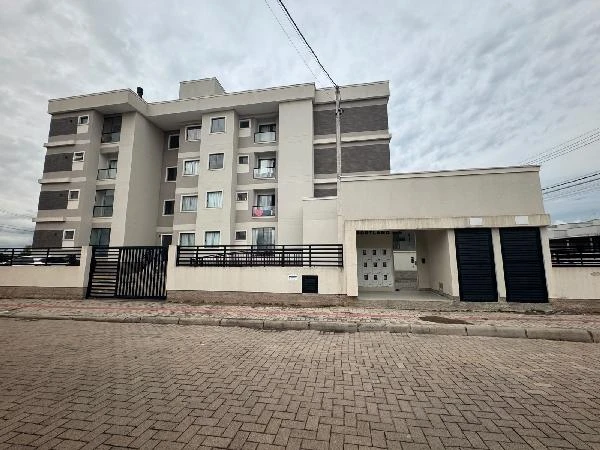 Apartamento com 2 Quartos e 1 Vaga em Tijucas/SC em Tijucas - Santa Catarina