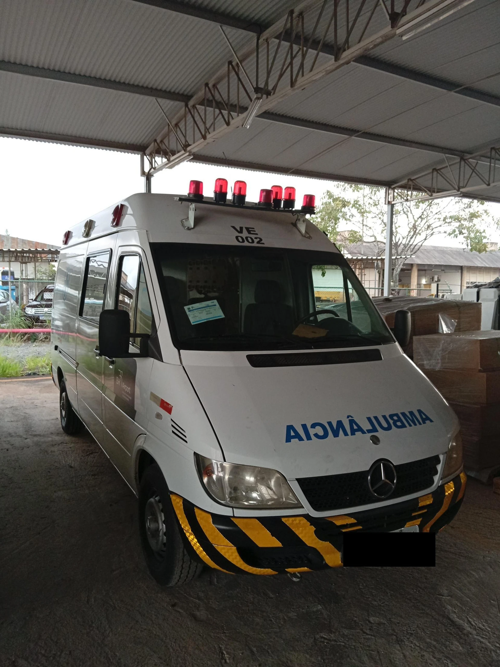 Mercedes-Benz Sprinter 313CDI Ambulância 2004 em Belo Horizonte - Minas Gerais