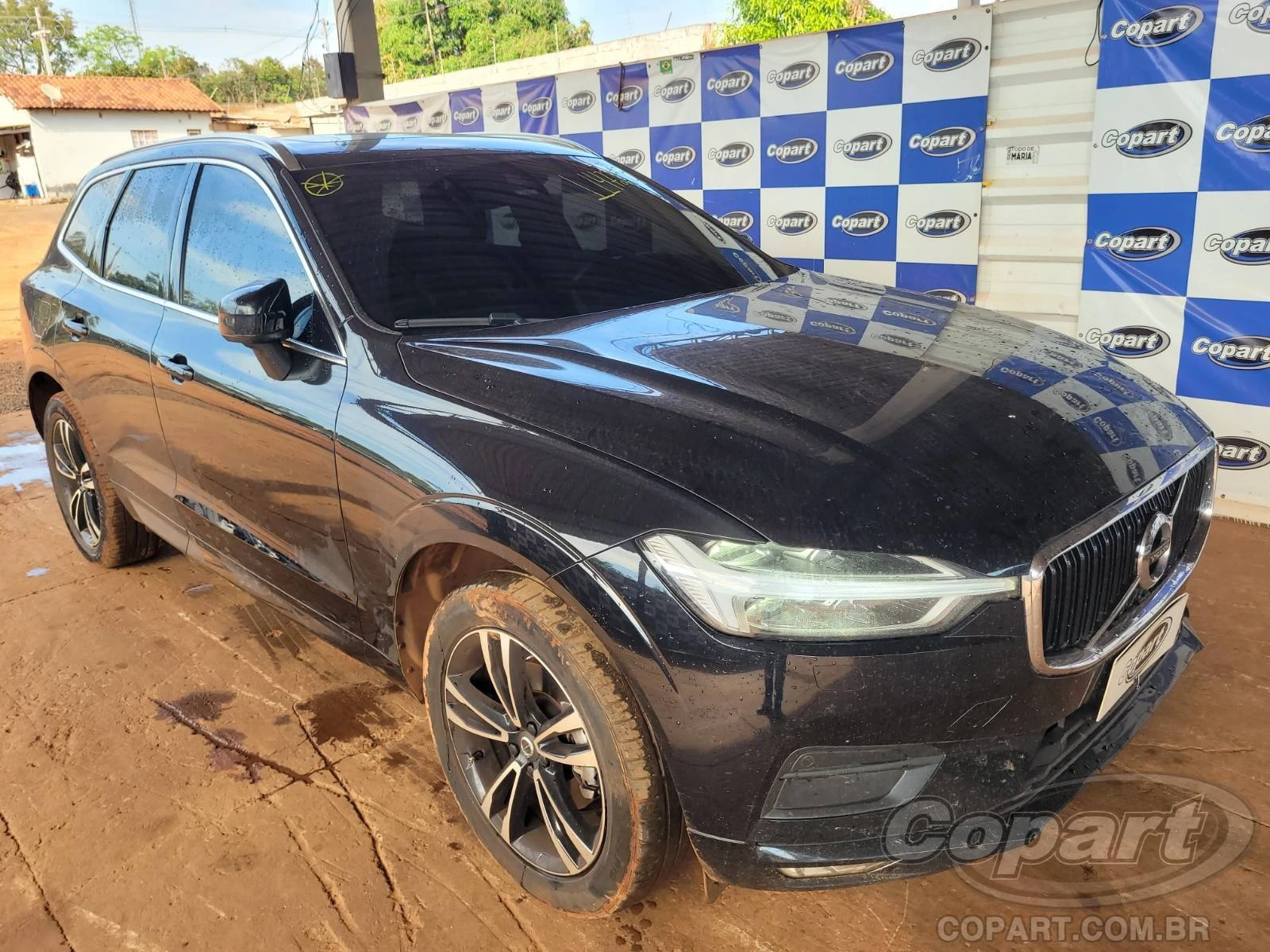 Volvo XC60 Momentum 2020 2.0 Drive-E Turbo Automático AWD em Campo Grande - Mato Grosso do Sul