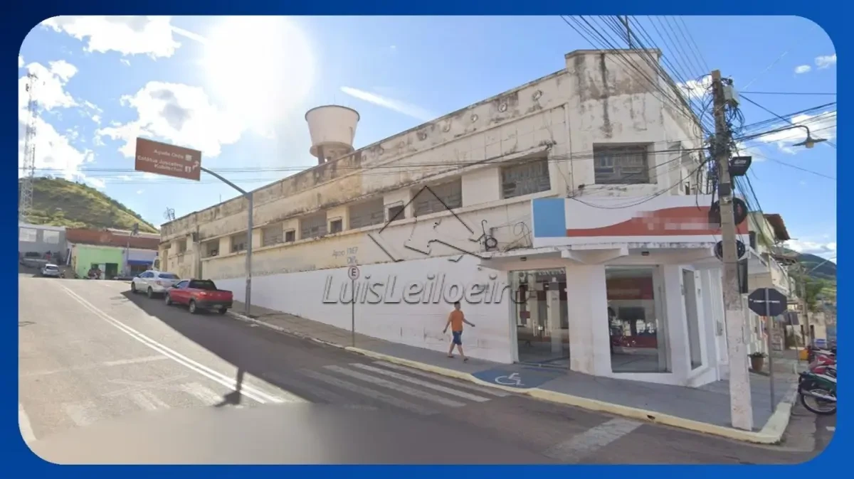 Prédio Comercial com 5 armazéns em Orós/CE em Orós - Ceará