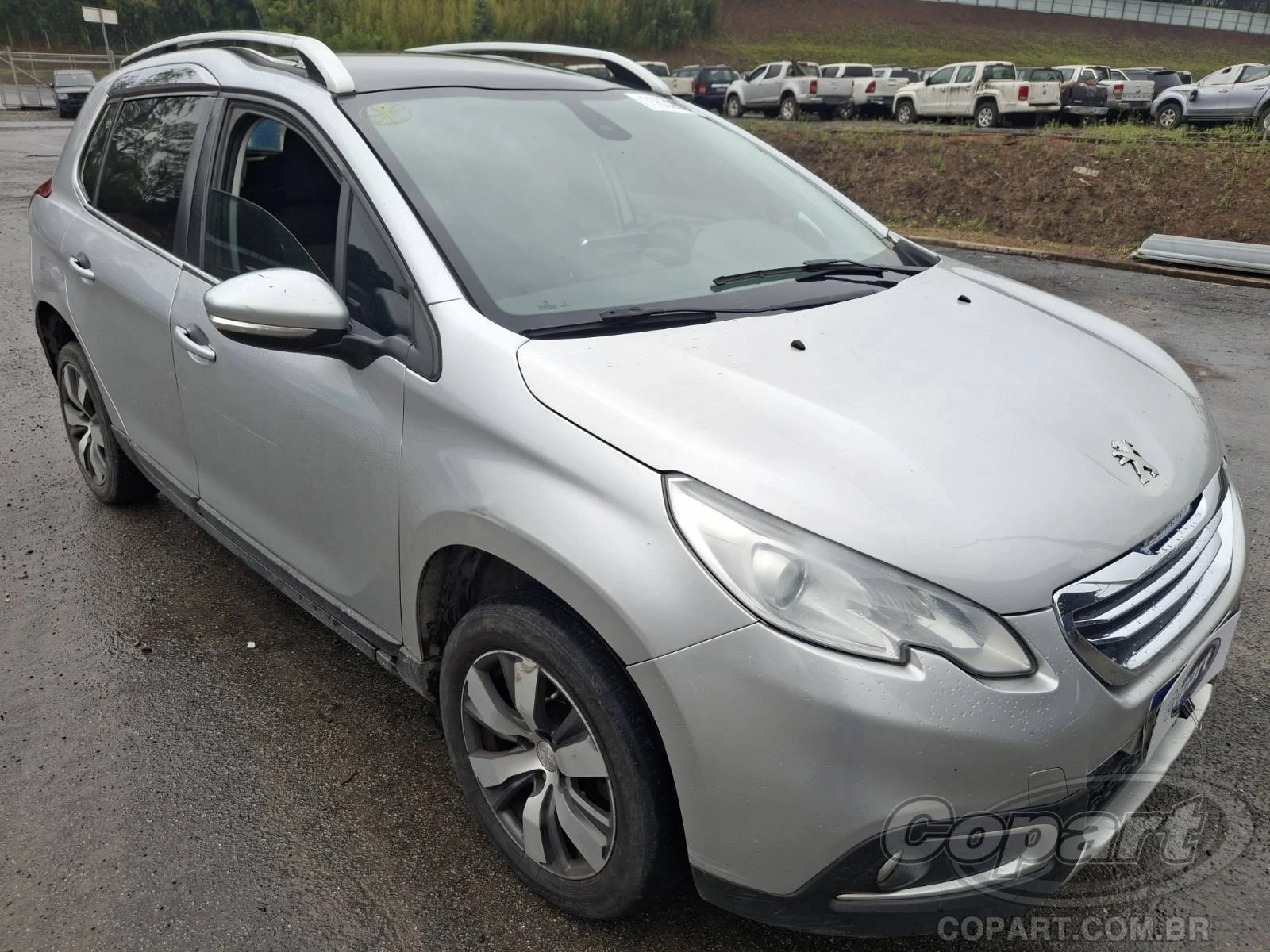 Peugeot 2008 2018 1.6 16V VVT Flex em Embu Das Artes - São Paulo