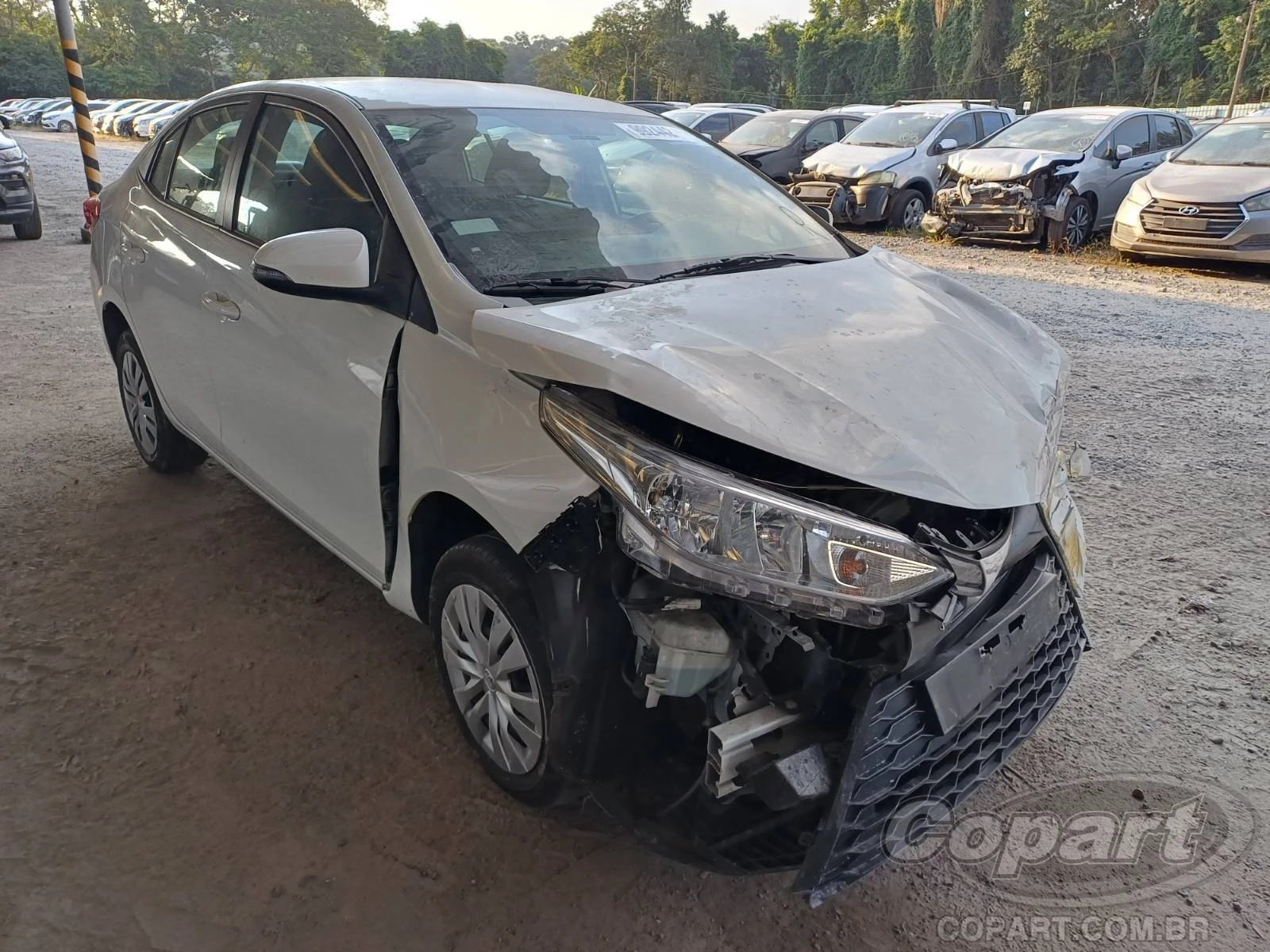 Toyota Yaris Seda XL 2024 1.5 16V Dual VVT-i Automático em Embu Das Artes - São Paulo