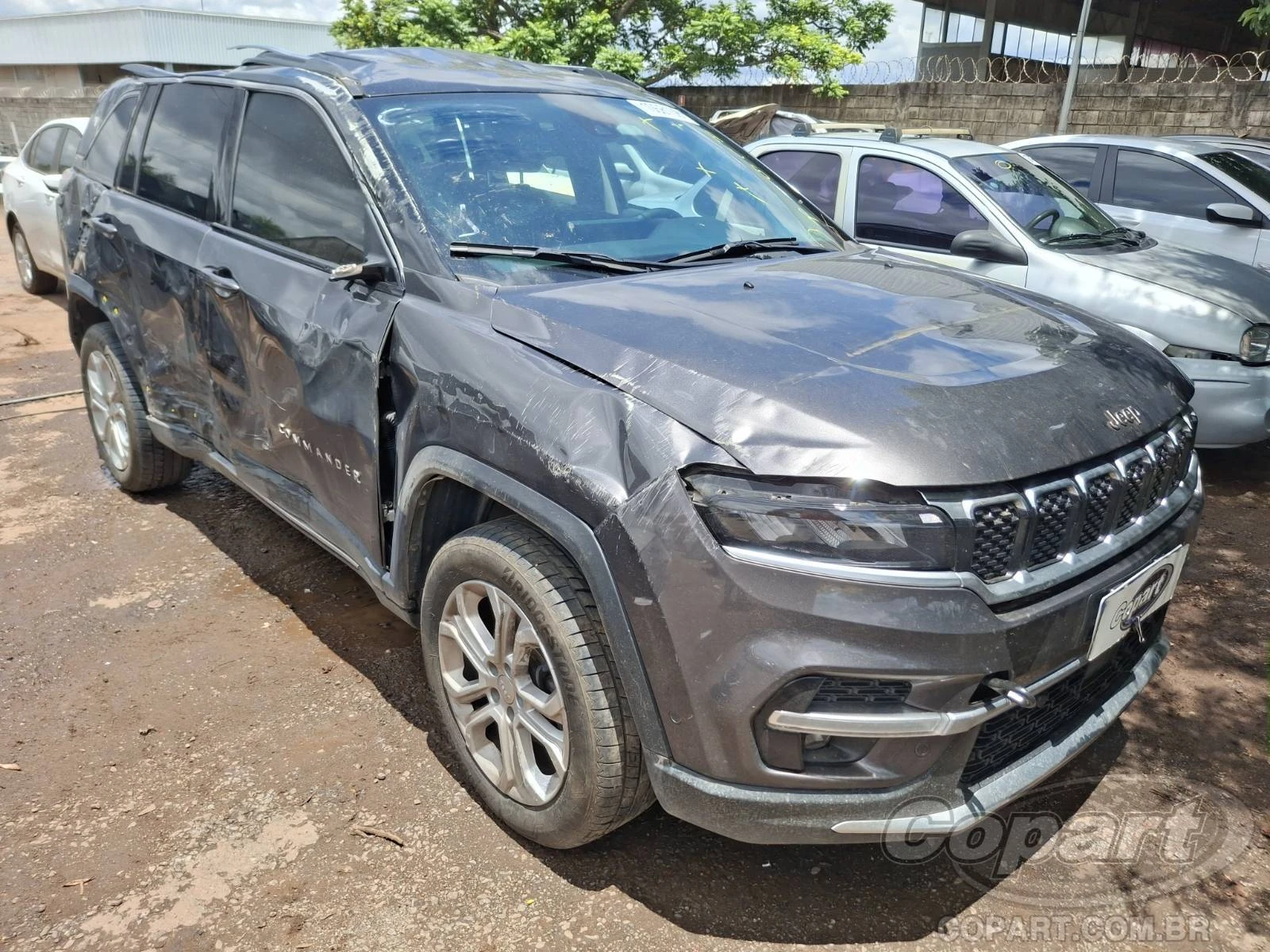 Jeep Commander Longitude 2025 1.3 Turbo em Aparecida De Goiânia - Goiás