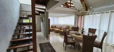 Apartamento com 3 Quartos e Suíte em Curitiba/PR em Curitiba - Paraná