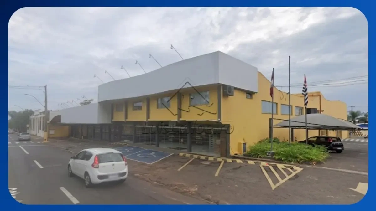 Prédio Comercial com Av. Castro Alves, 304 em Marília/SP em Marília - São Paulo