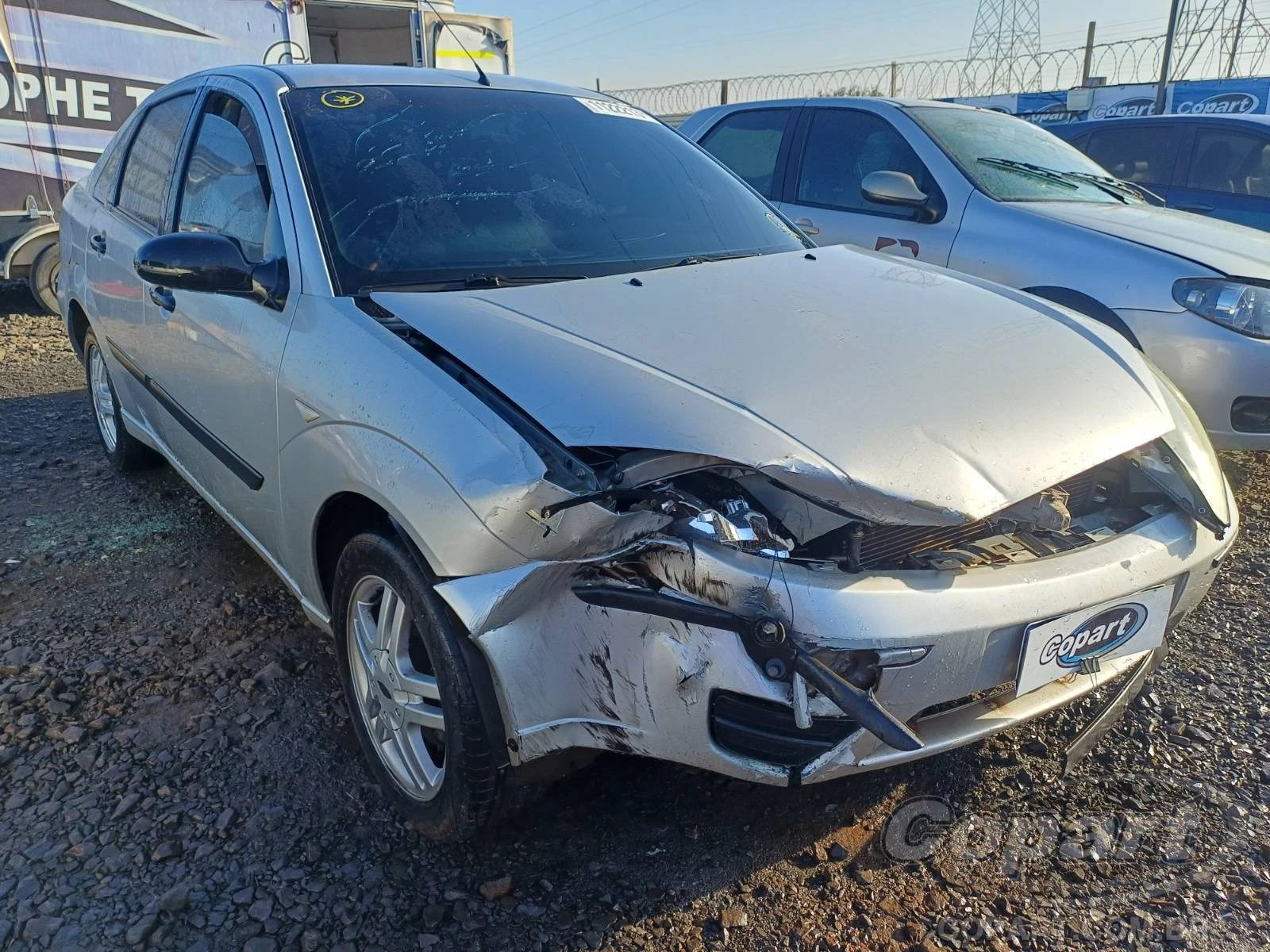 Ford Focus GLX 2006 1.6 Gasolina em Canoas - Rio Grande do Sul
