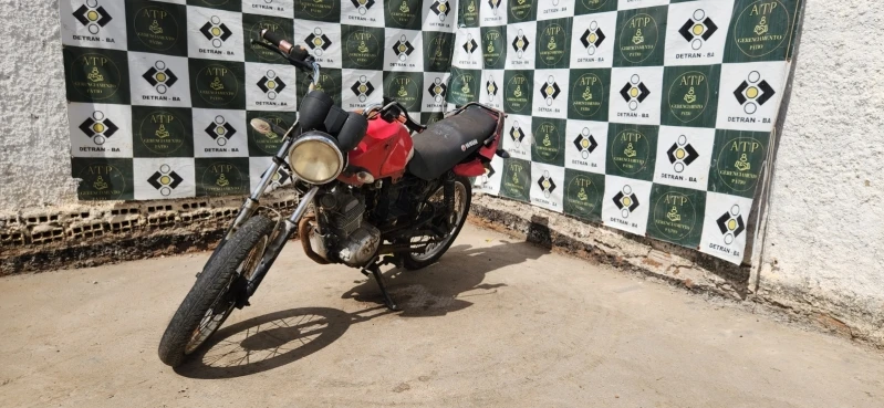 Yamaha YBR125 2008 Gasolina em Itaberaba - Bahia