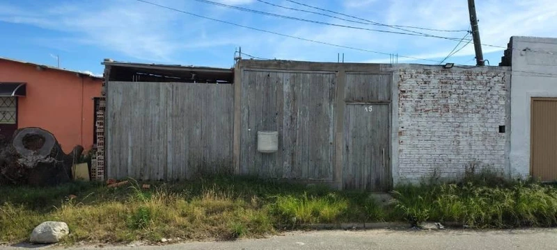 Casa em Rio Grande/RS em Rio Grande - Rio Grande do Sul