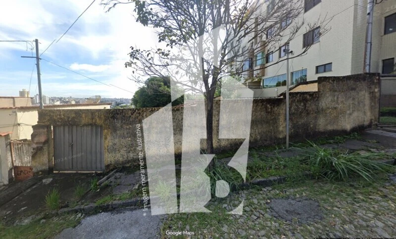 Casa em Belo Horizonte/MG em Belo Horizonte - Minas Gerais