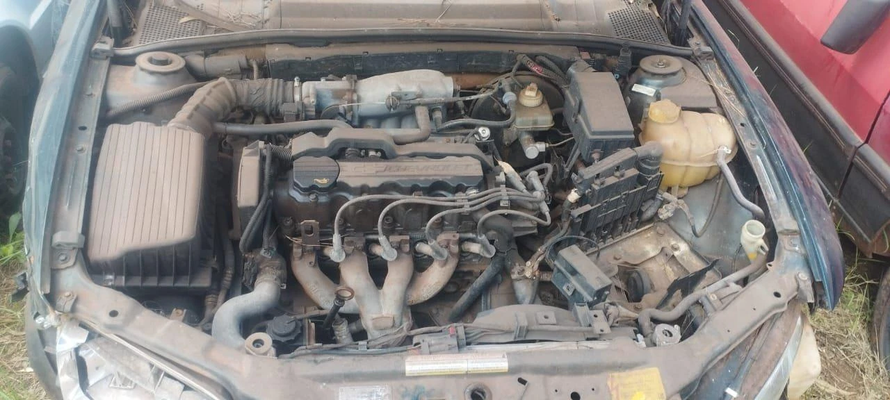 Chevrolet Vectra GLS GLS 1996/1997 Verde em Campo Mourão - Paraná