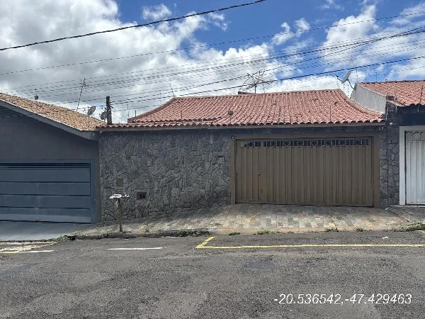 Casa com 4 Quartos em Franca/SP em Franca - São Paulo