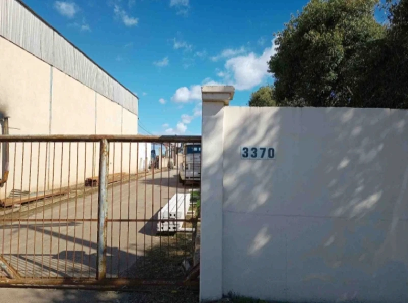 Terreno com 8400 m² em Canoas/RS em Canoas - Rio Grande do Sul