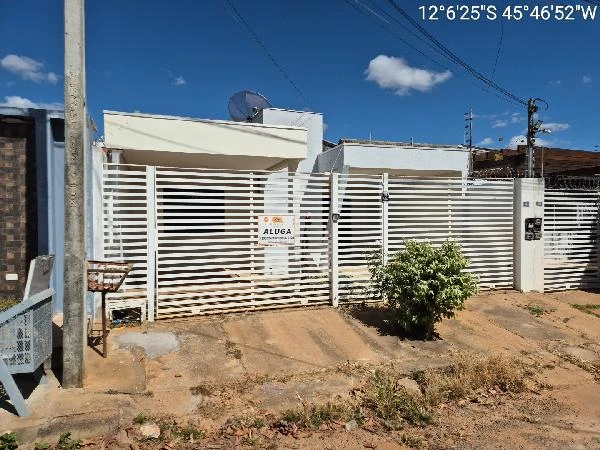 Casa com Área Privativa 75m² em Jardim Paraíso em Luis Eduardo Magalhães/BA em Luis Eduardo Magalhaes - Bahia