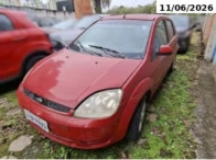 Ford Fiesta 03/04 Gasolina Vermelho em Santa Maria - Rio Grande do Sul