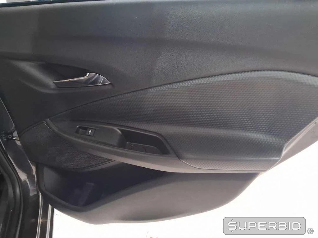 Chevrolet Onix Plus PR2 2025 Automático em Suzano - São Paulo