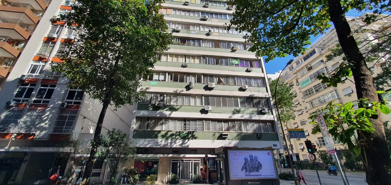Apartamento em Copacabana/RJ em Rio De Janeiro - Rio de Janeiro