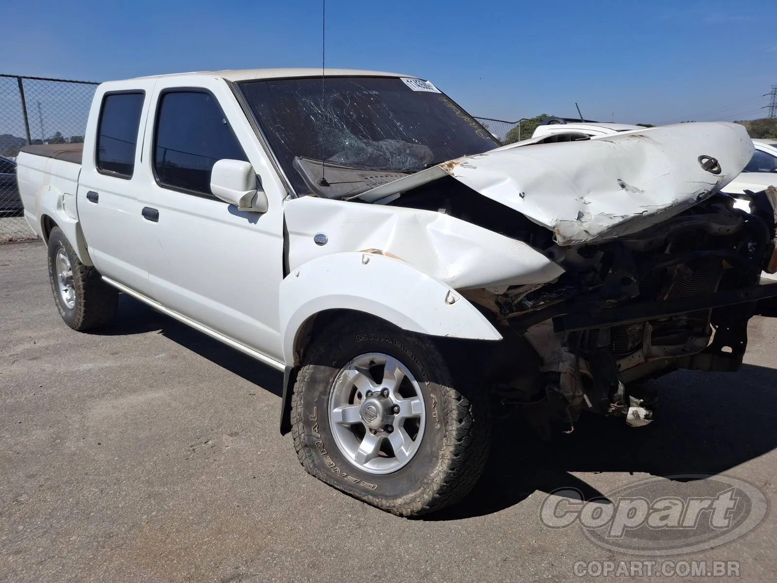 Nissan Frontier Frontier CD SE 2005 2.8 Turbo Diesel em Pirapora Do Bom Jesus - São Paulo