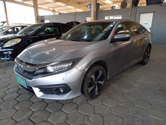 Honda Civic Touring 2018 Automático em Tijucas - Santa Catarina