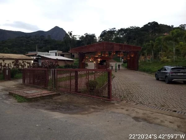 Terreno no Cond. Green Life Club em Teresópolis/RJ em Teresopolis - Rio de Janeiro