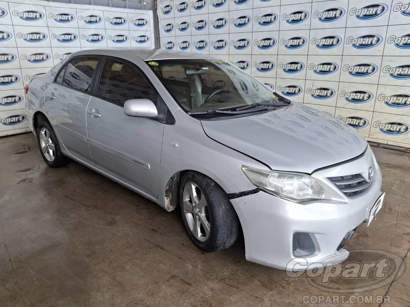 Toyota Corolla XLi 2012 1.8 Dual VVT-i em Candeias - Bahia
