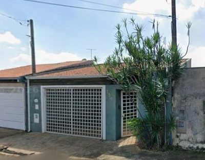 Casa em Araraquara/SP - Jardim Victório Antônio de Santi II em Araraquara - São Paulo