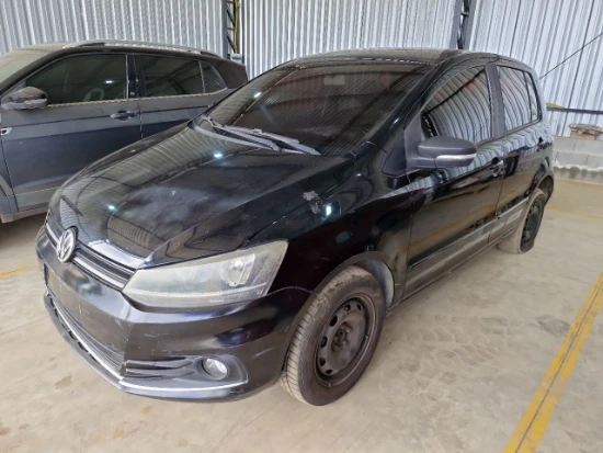 Volkswagen Fox CONNECT MB 2017 2018 Gas/Alc em Suzano - São Paulo
