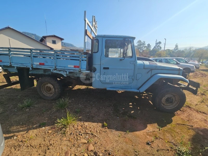 Toyota Bandeirante 1992 Bandeirante Carga em Vale Do Sol - Rio Grande do Sul