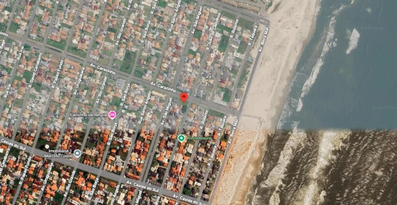 Casa com área externa em Imbé/RS em Imbé - Rio Grande do Sul