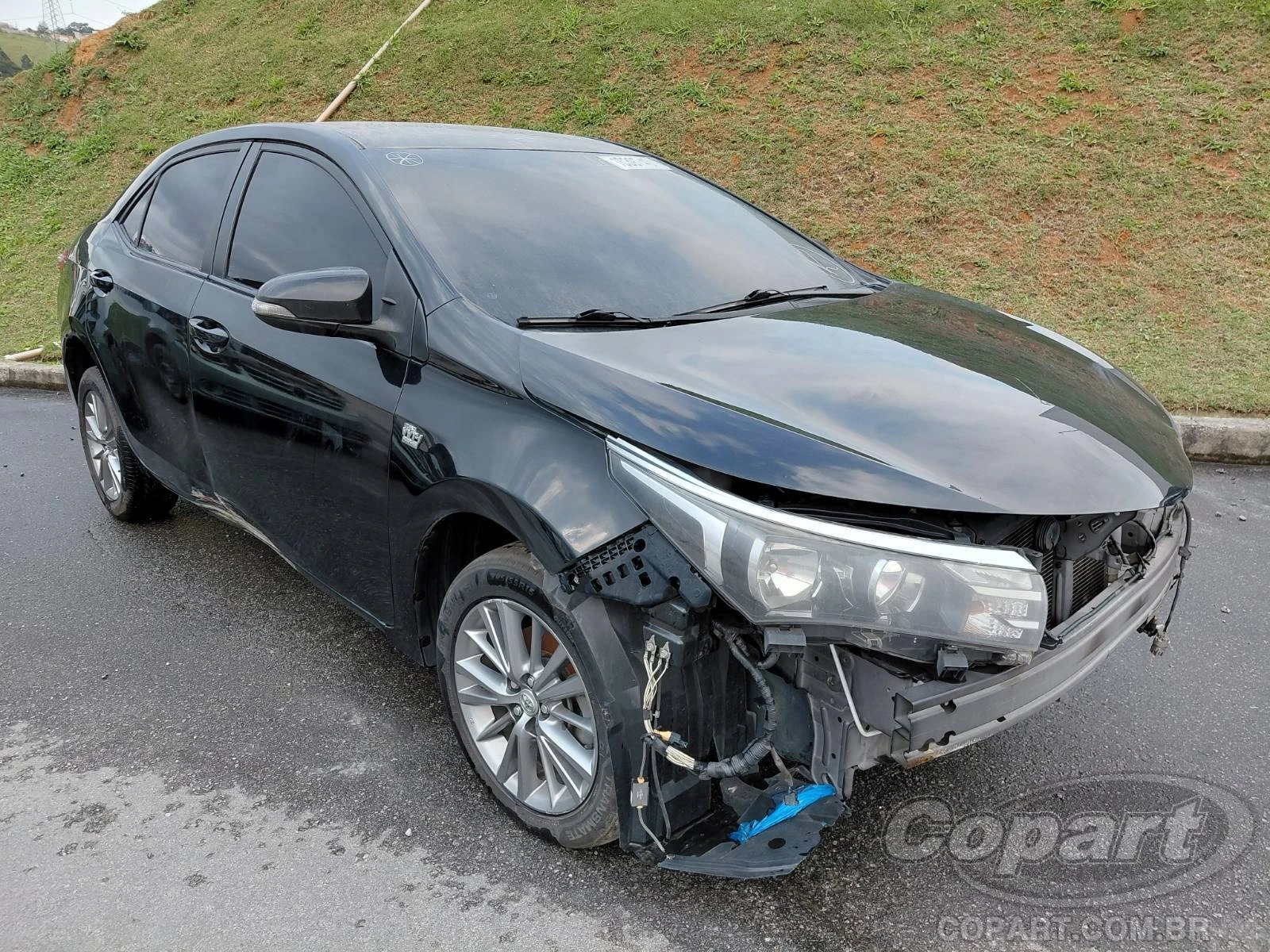 Toyota Corolla XEi 2.0 16V Dual VVT-i em Itaquaquecetuba - São Paulo