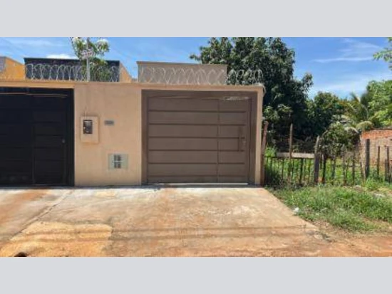Casa com 1 vaga em Trindade/GO em Trindade - Goiás